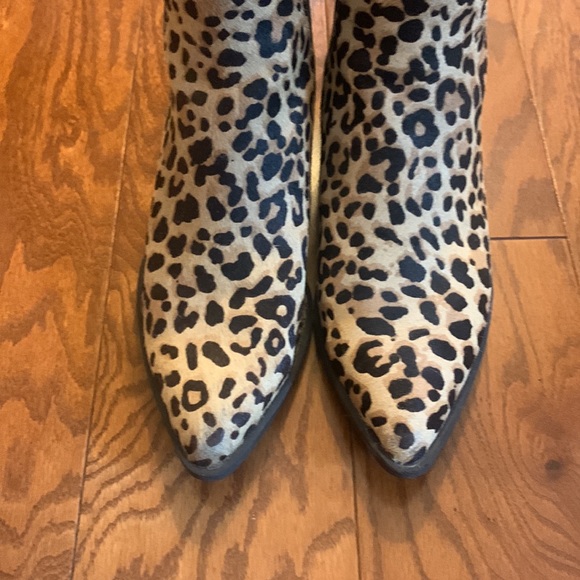 Steve Madden Leopard Print Boot - Picture 4 of 9